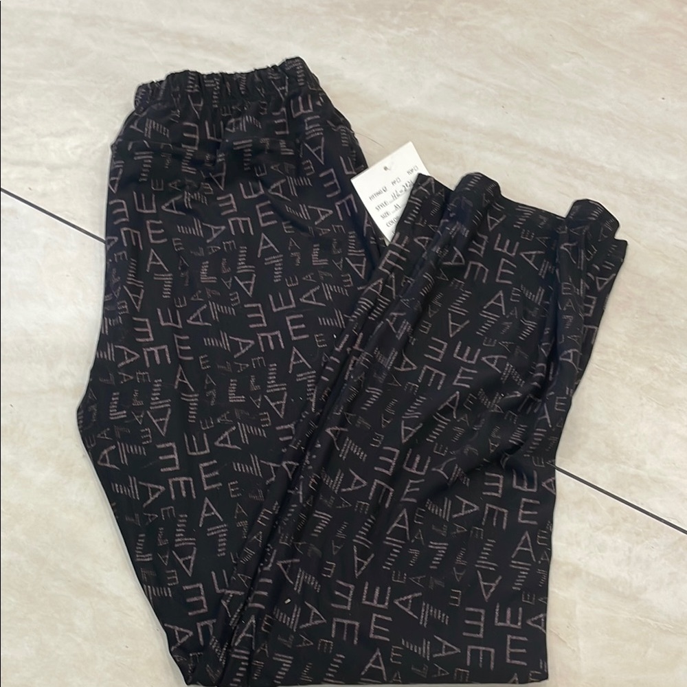 Black and purple Patterned Pants